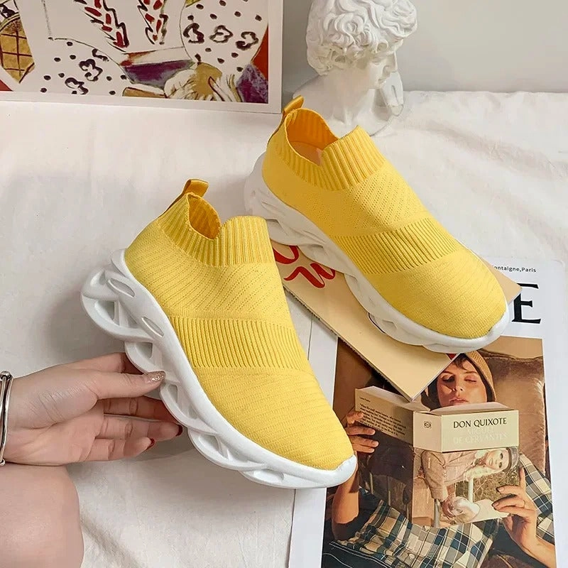 Proper Running Shoes For Flat Feet Fashionable Slip-On Running Shoes for Women