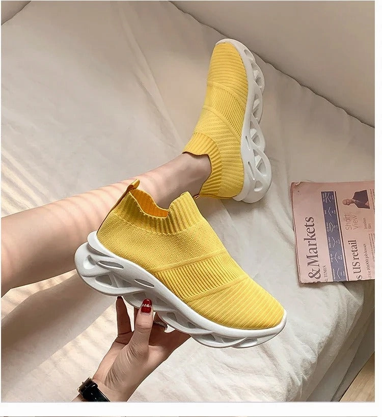 Fashionable Slip-On Running Shoes for Women Under Pronation Running Shoes