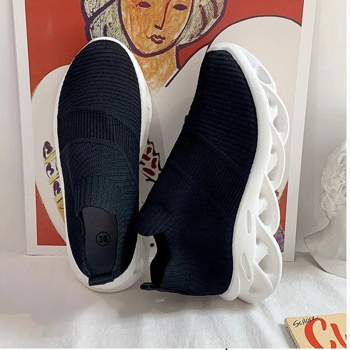 Fashionable Slip-On Running Shoes for Women Good Running Training Shoes