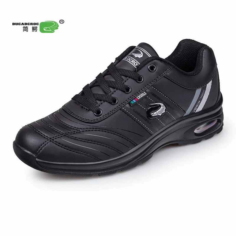 Crocs Golf Original Waterproof Golf Shoes Spikeless for Men Outdoor Spring Summer Lightweight Golf Trainers Shoes Men Sport Sneakers