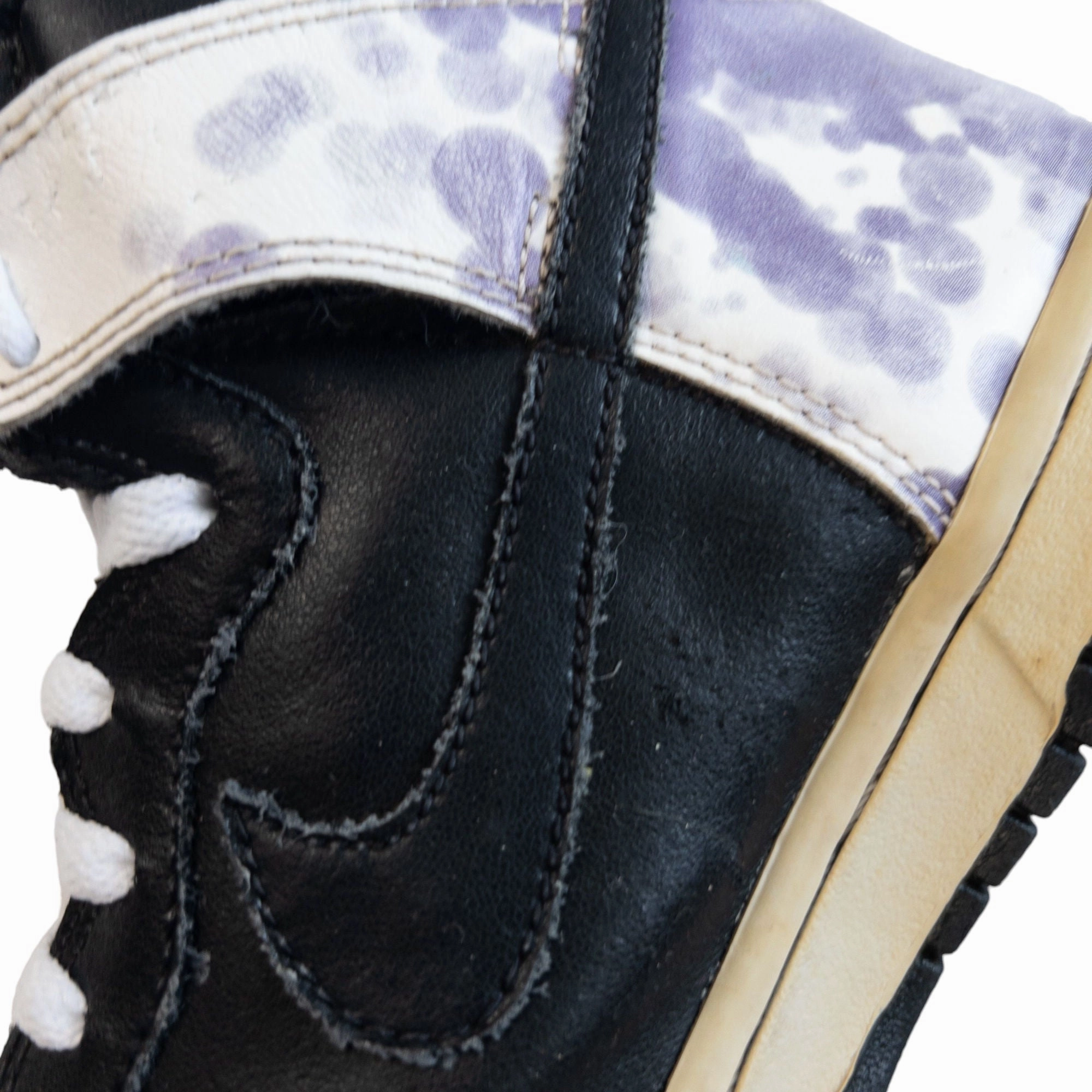 Vintage 2009 Nike Dunk High Tie Dye Splatter Women's Size 4.5 Asics Sky Elite Volleyball Shoes