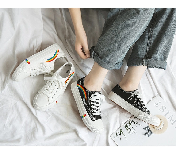 Vulcanized Women shoes High top Canvas sneakers women Mixed Colors Sport Shoe Girls School Shoes Leisure Flat chaussures femme Sneakers For Wide Feet