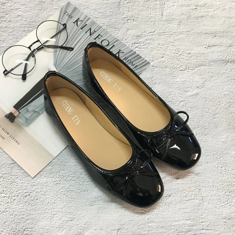 Flat Caged Shoes Bjlxn 2025 Luxury Brand CC Flat Shoes Women Round Toe Soft Leather Bow Ballet Flats Fashionable Mary Jane Shoe Plus Sieze #31-45