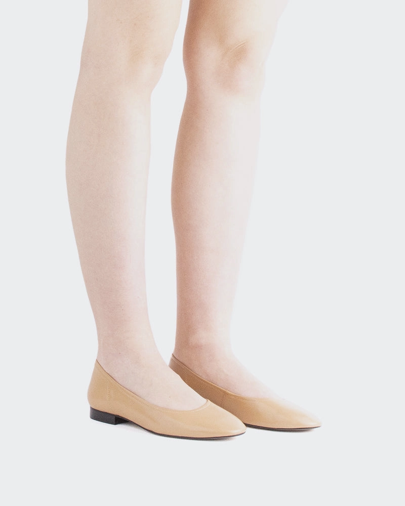 Closed Flats Shoes Taipo Camel Leather