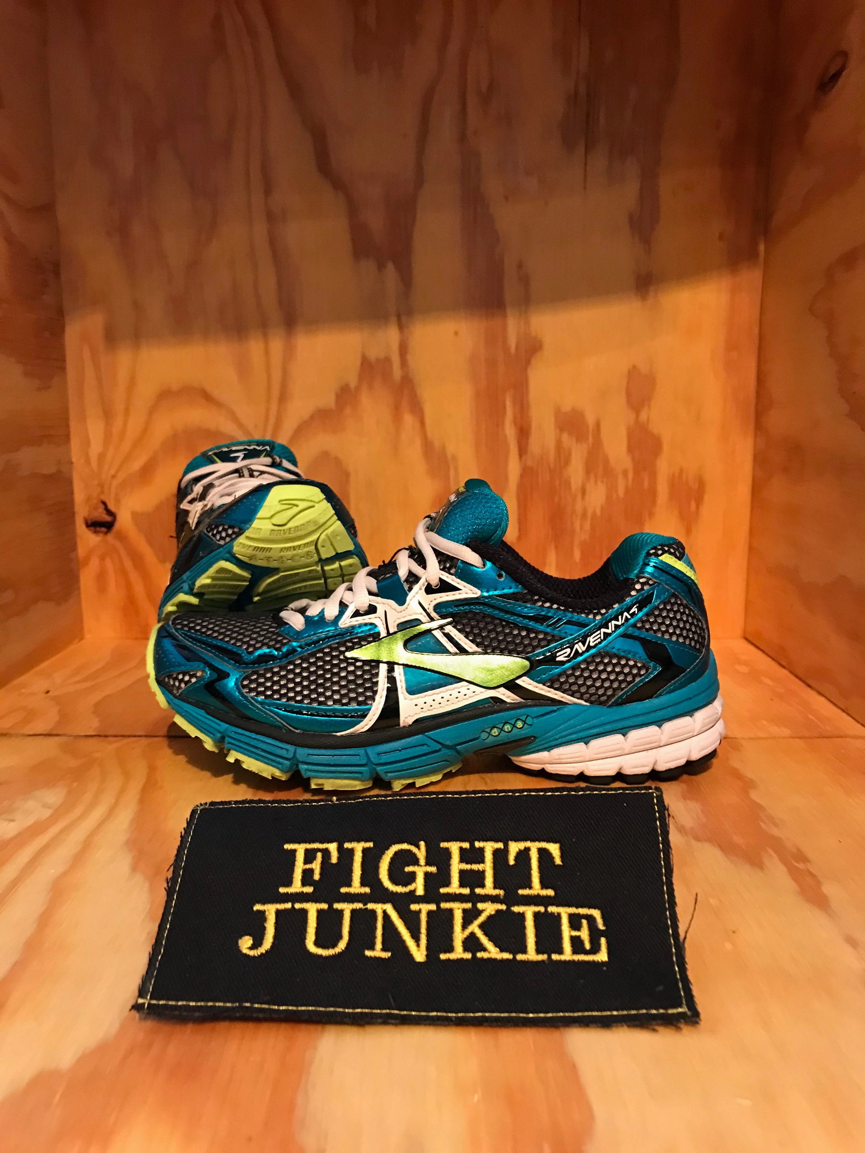 Running Shoes Emoji BROOKS RAVENNA 4 Women's Size 6.5B Athletic Shoes Sneakers