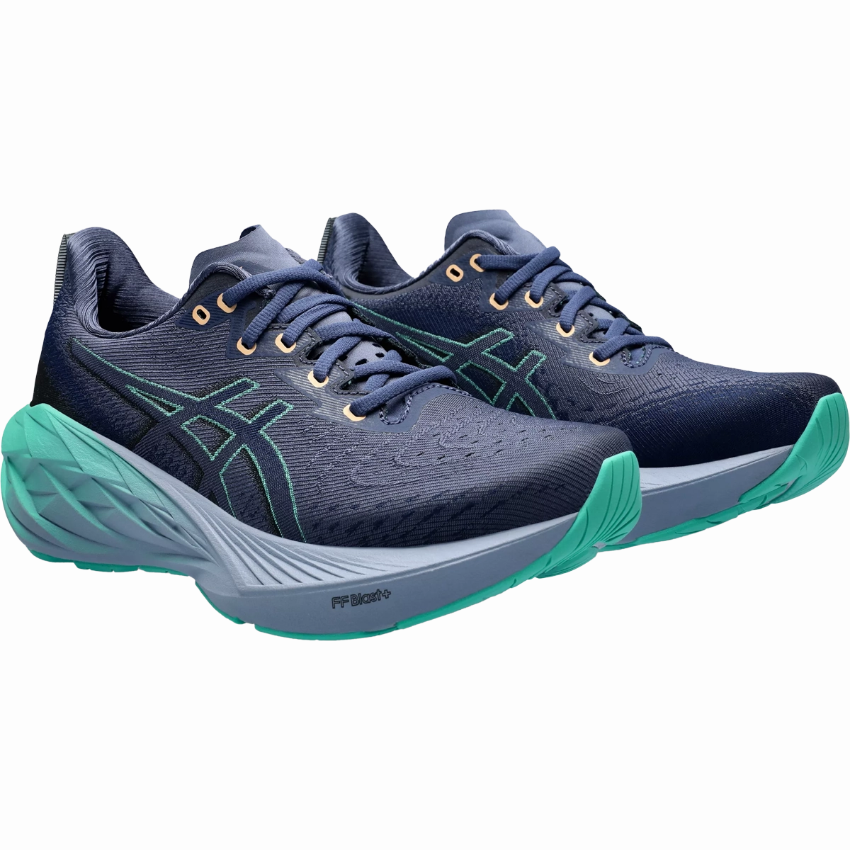 Slip On Walking Shoes Women's NovaBlast 4