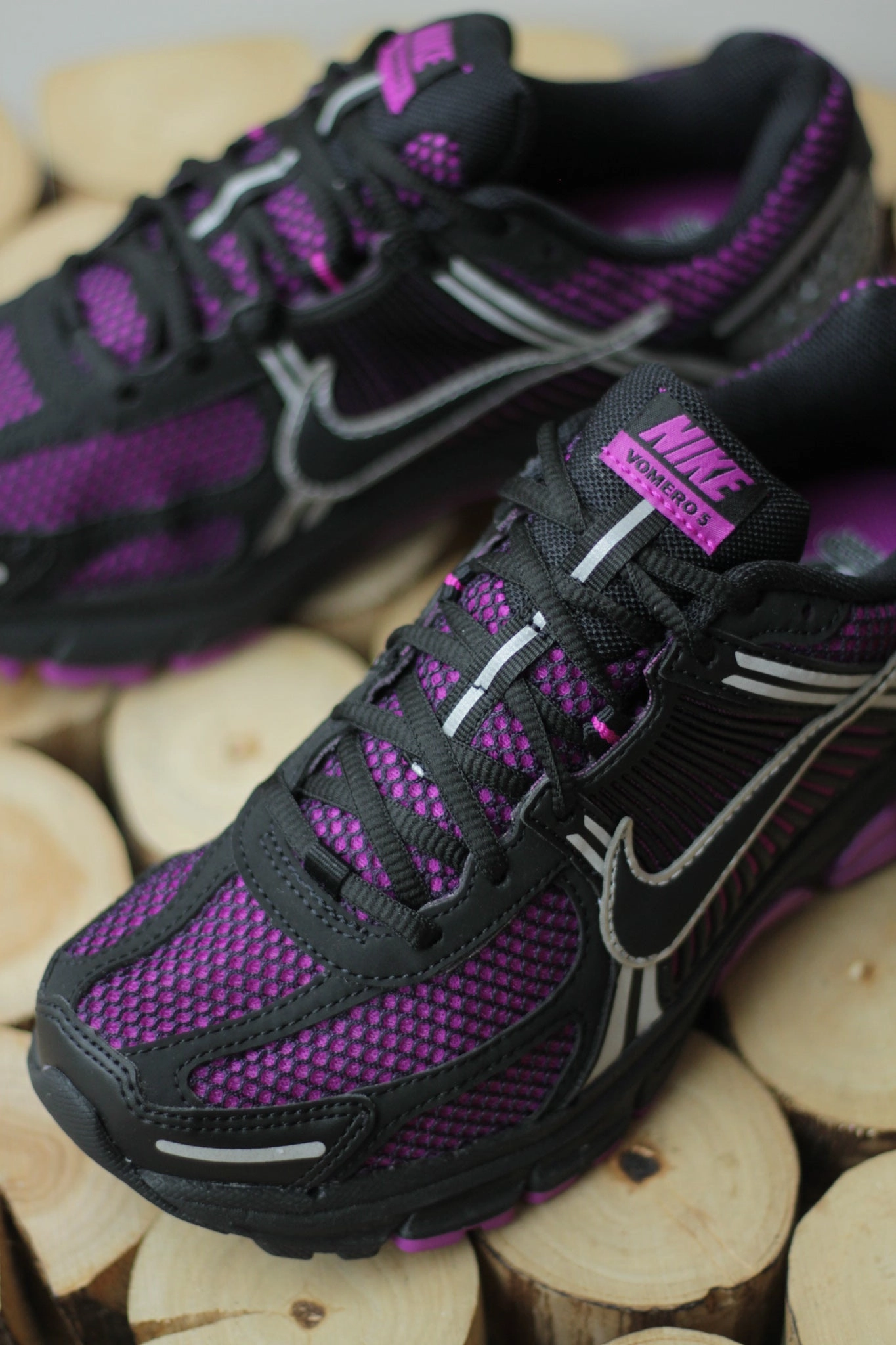 ZOOM VOMERO 5 "VIVID PURPLE" Asics Shoes Trending